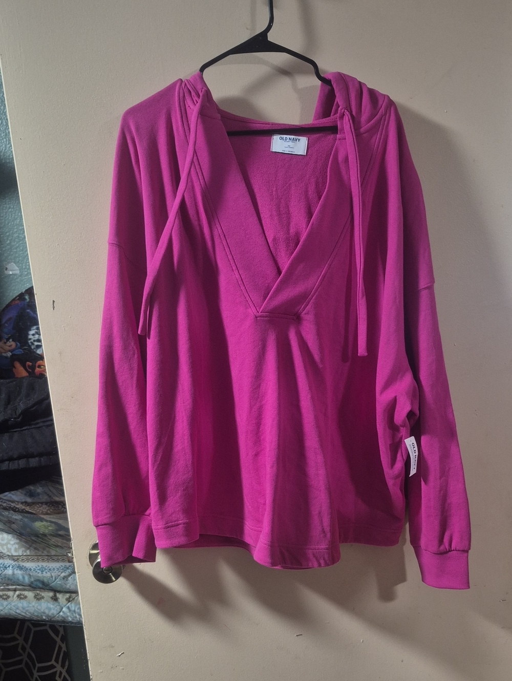 Old Navy Women's Deep V Hoodie in Bright Fuchsia Pink